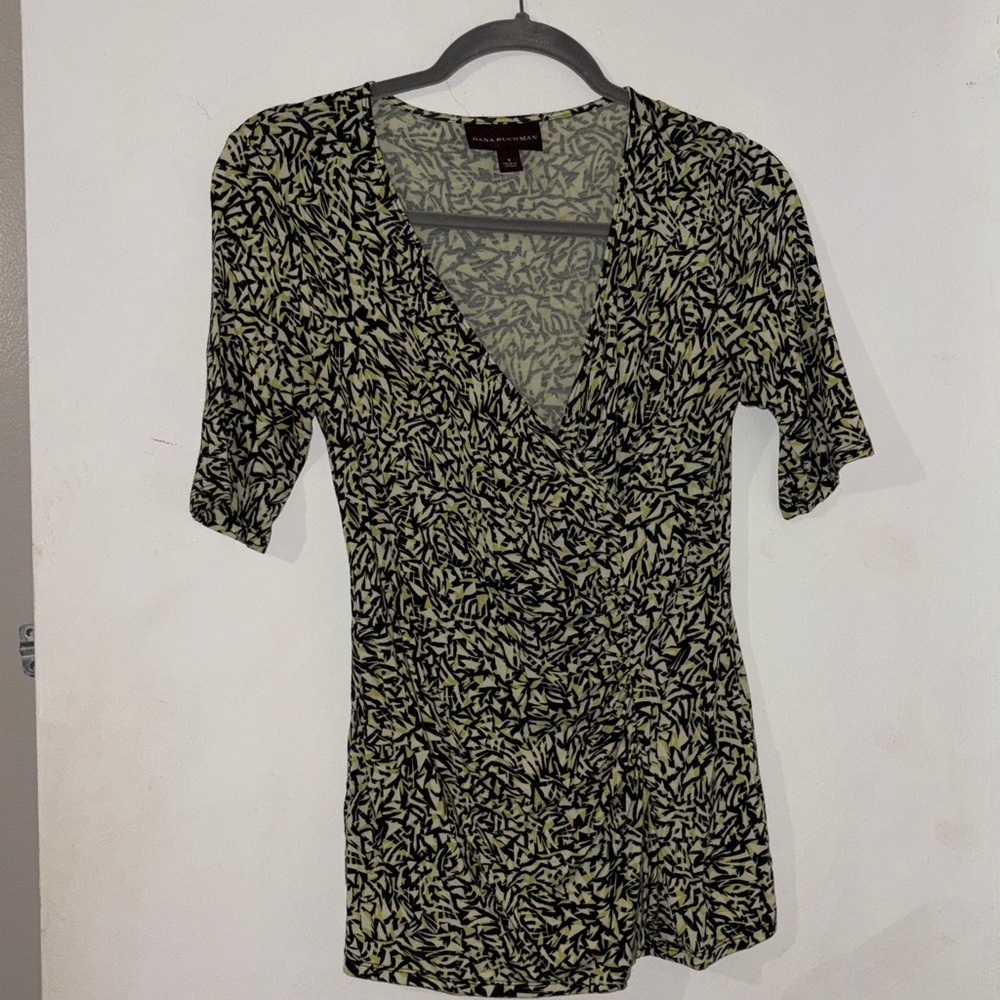 Dana Buchman Black and Lime Green Patterned Blouse